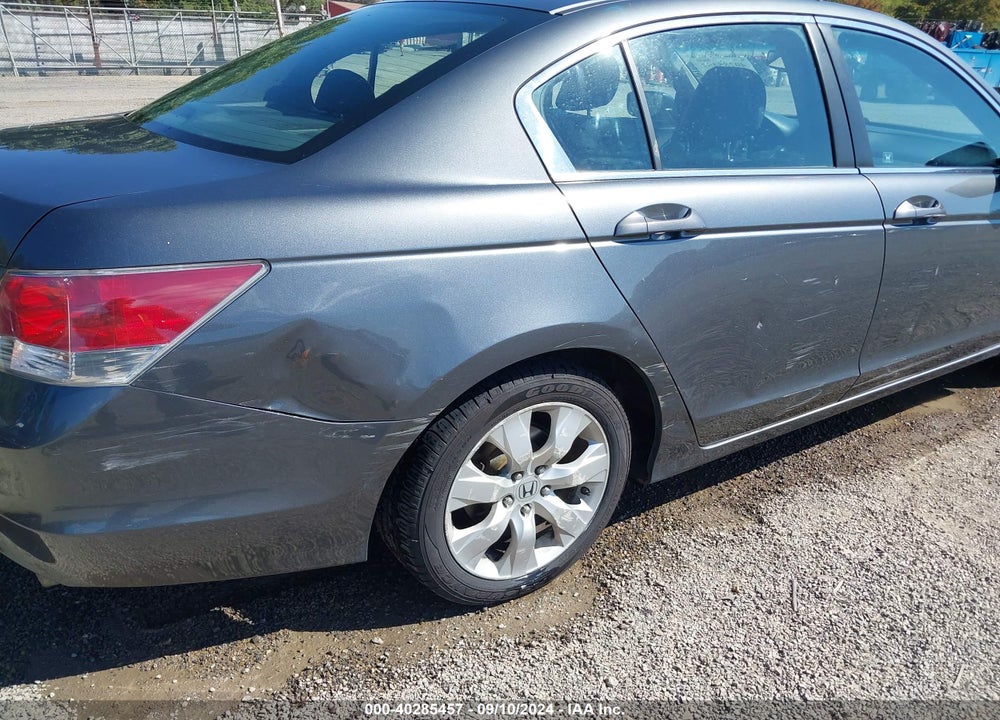 2008 HONDA ACCORD 2.4 EX-L VIN: 1HGCP26828A071788