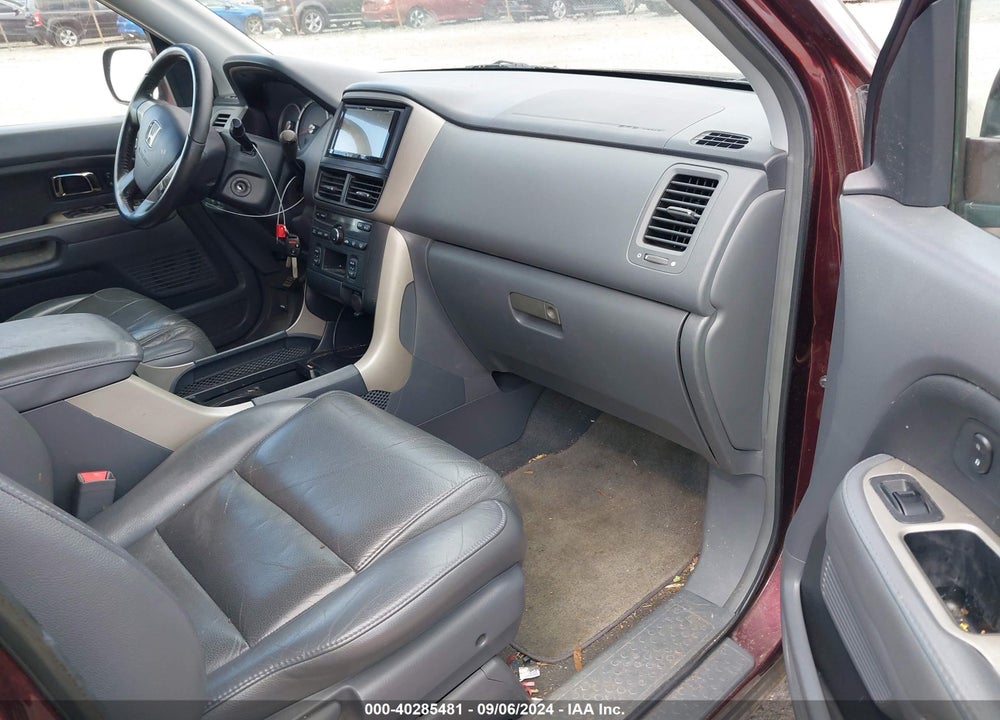 2007 HONDA PILOT EX-L VIN: 5FNYF18587B011217