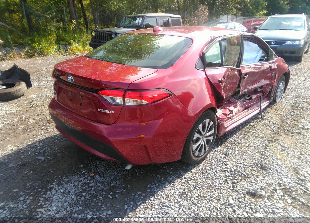 2022 TOYOTA COROLLA HYBRID LE VIN: JTDEAMDE3NJ059562