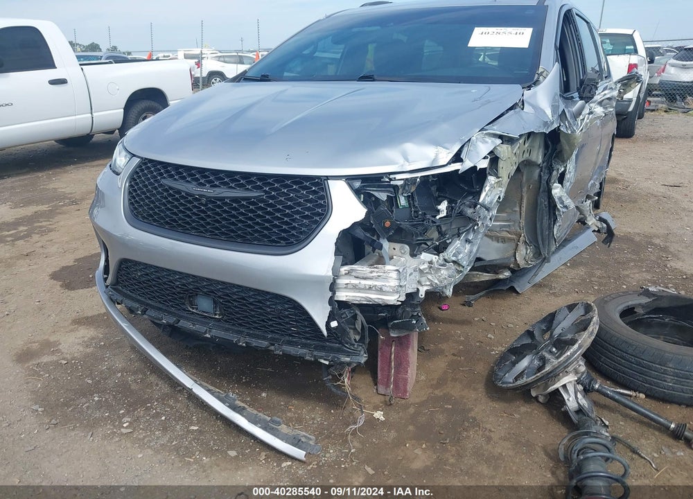 2021 CHRYSLER PACIFICA TOURING L VIN: 2C4RC1BG7MR531058
