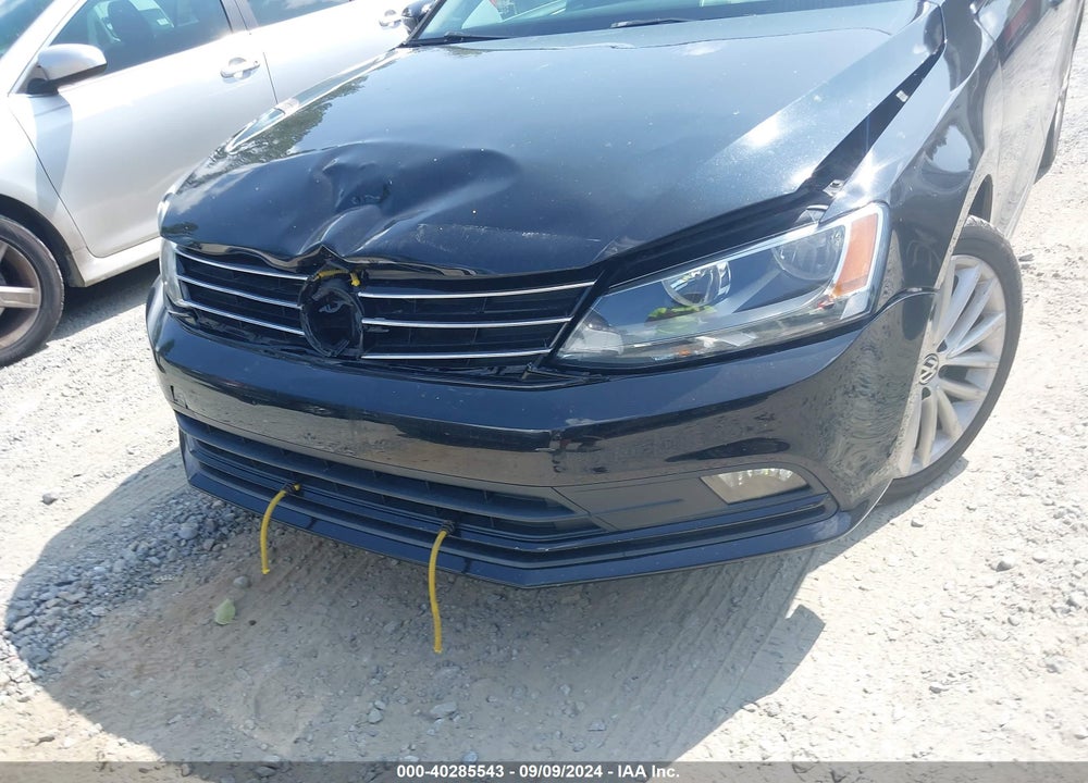 2015 VOLKSWAGEN JETTA 1.8T SE VIN: 3VWD17AJ1FM202234