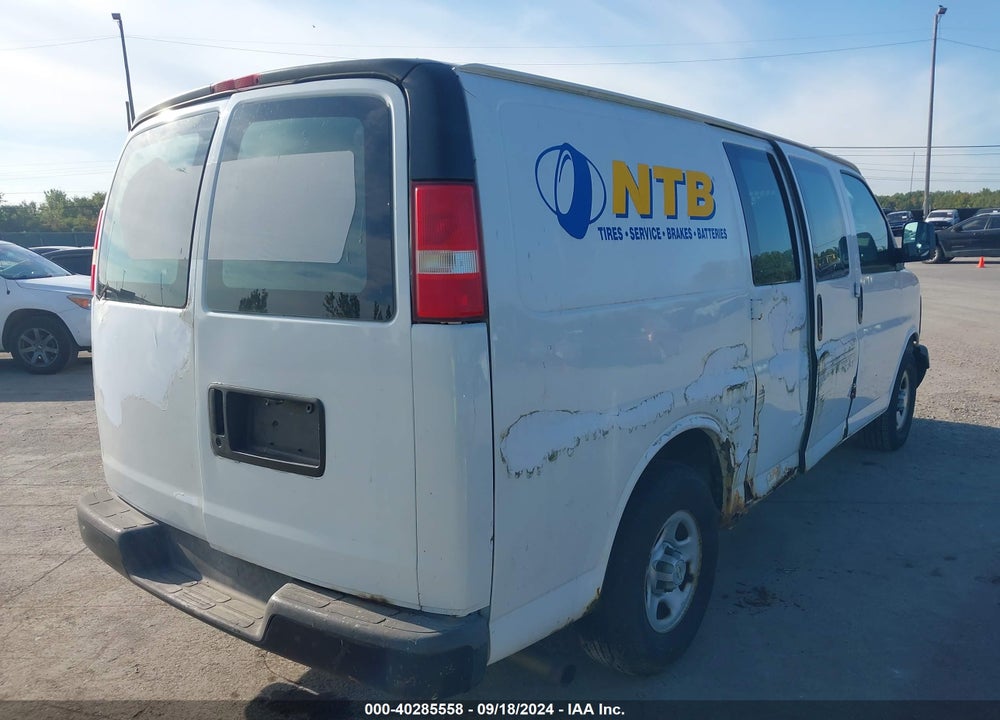 2005 CHEVROLET EXPRESS VIN: 1GCFG15XX51254804