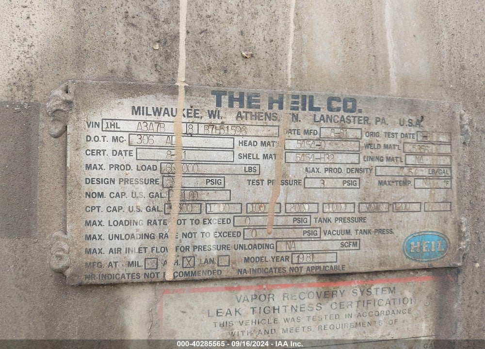 1981 HEIL CO --- VIN: 1HLA3A7B8B7H51596