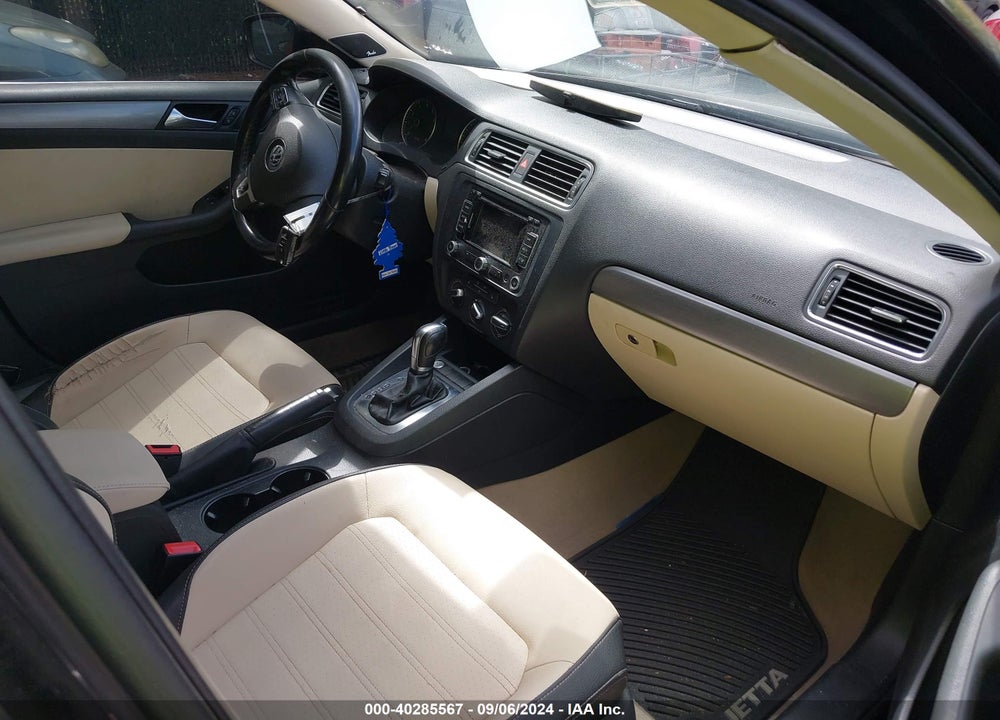 2012 VOLKSWAGEN JETTA 2.5L SEL PREMIUM VIN: 3VWLP7AJ2CM470232