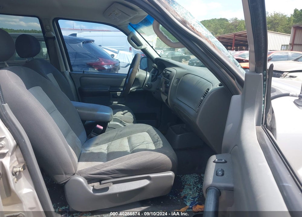 2004 FORD EXPLORER SPORT TRAC ADRENALIN/XLS/XLT VIN: 1FMZU67K74UC21739