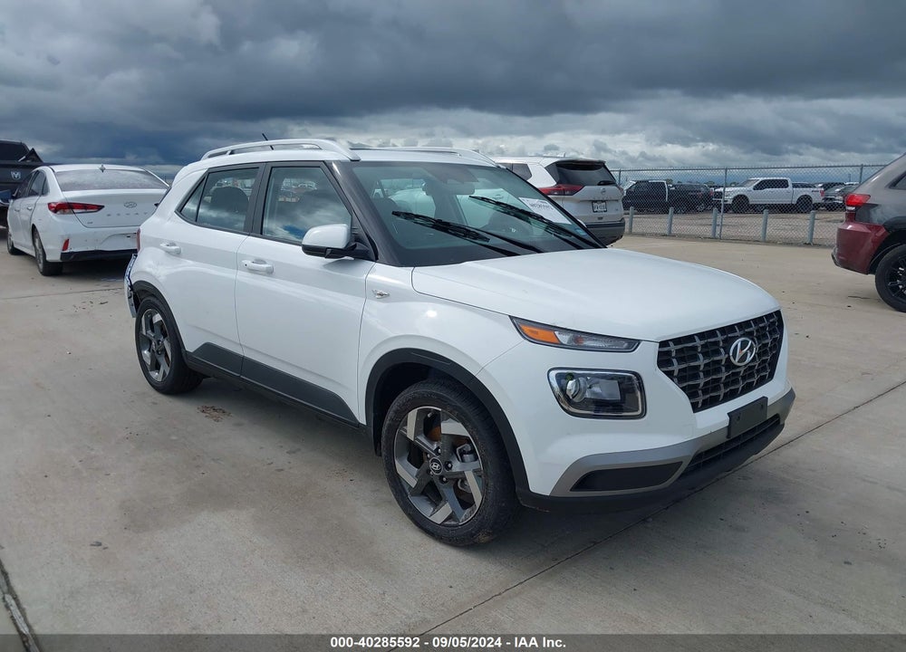 2024 HYUNDAI VENUE SEL VIN: KMHRC8A33RU323238
