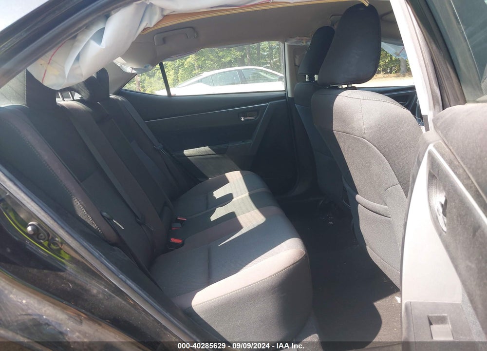 2018 TOYOTA COROLLA LE VIN: 2T1BURHE4JC055768