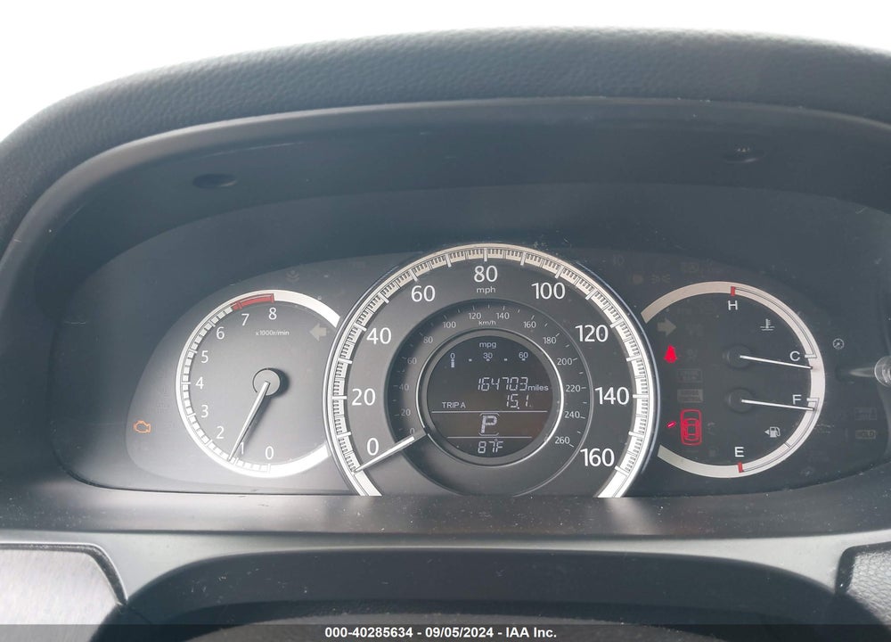2015 HONDA ACCORD VIN: 1HGCR3F84FA013744