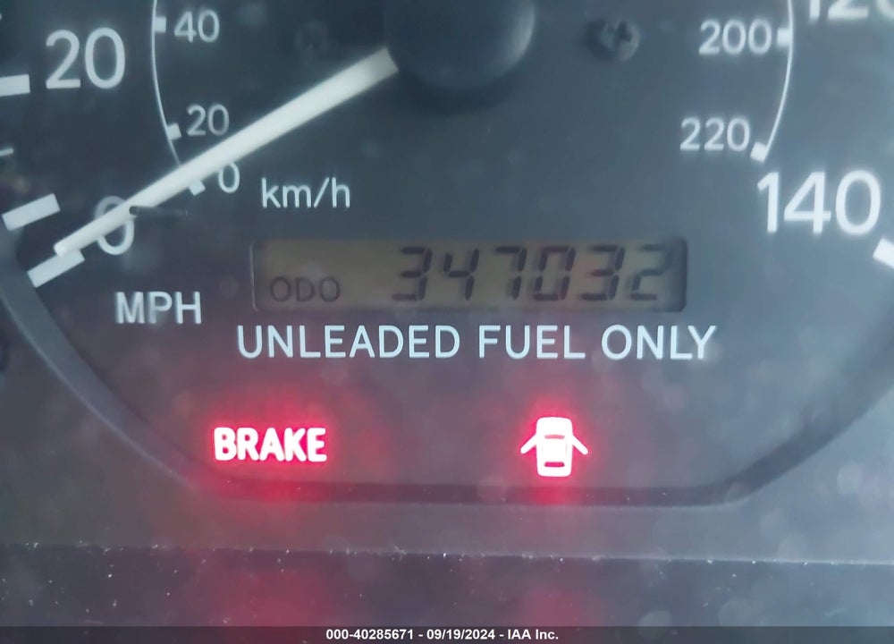 1999 TOYOTA CAMRY LE VIN: 4T1BG22K2XU915056