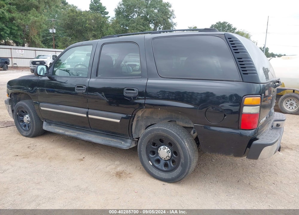 2005 CHEVROLET TAHOE LS VIN: 1GNEC13T15R216619