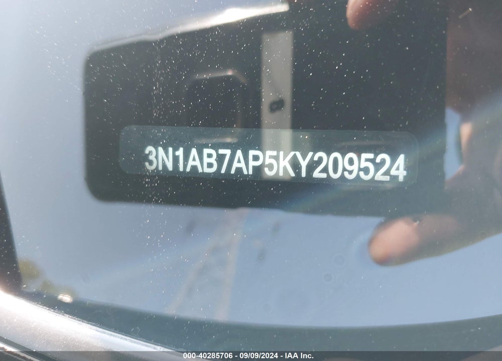 2019 NISSAN SENTRA SR VIN: 3N1AB7AP5KY209524