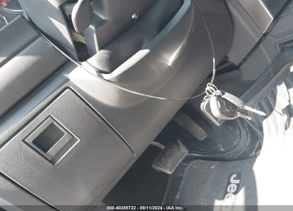 2011 JEEP LIBERTY SPORT VIN: 1J4PN2GK8BW557087
