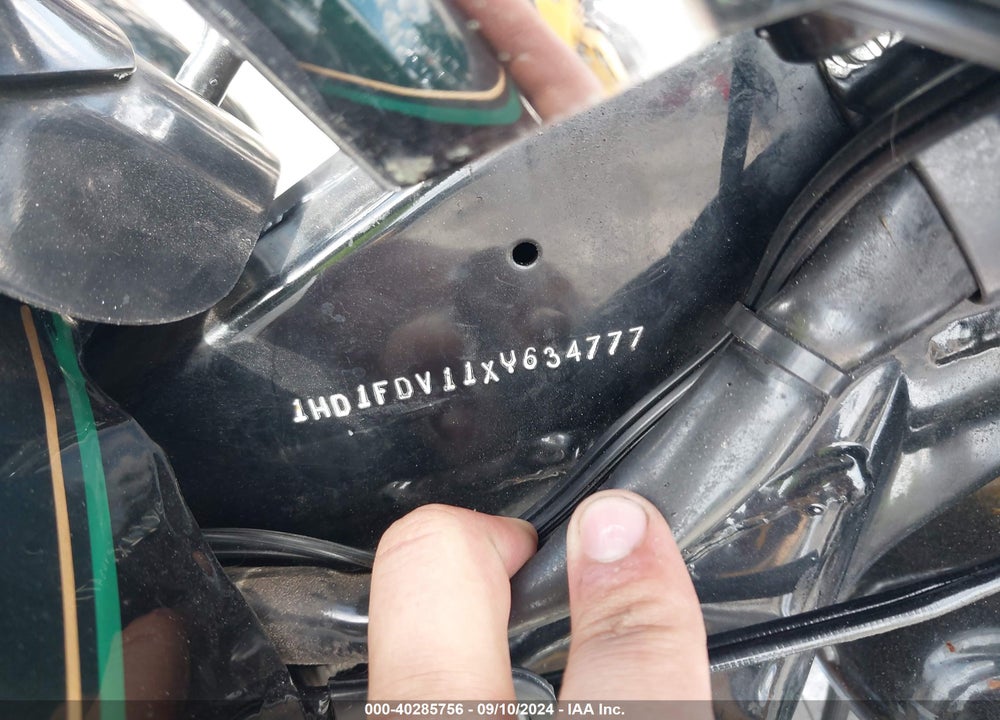 1999 HARLEY-DAVIDSON FLHR VIN: 1HD1FDV11XY634777