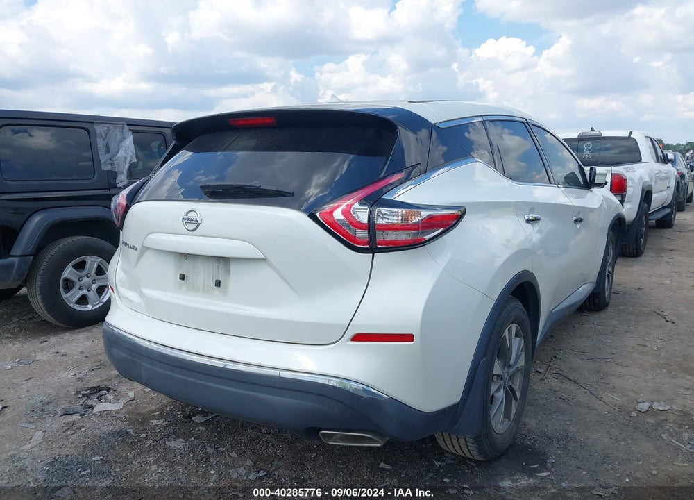 2015 NISSAN MURANO S VIN: 5N1AZ2MG5FN260849