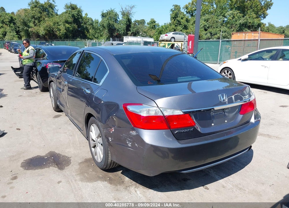 2015 HONDA ACCORD EX VIN: 1HGCR2F72FA047537
