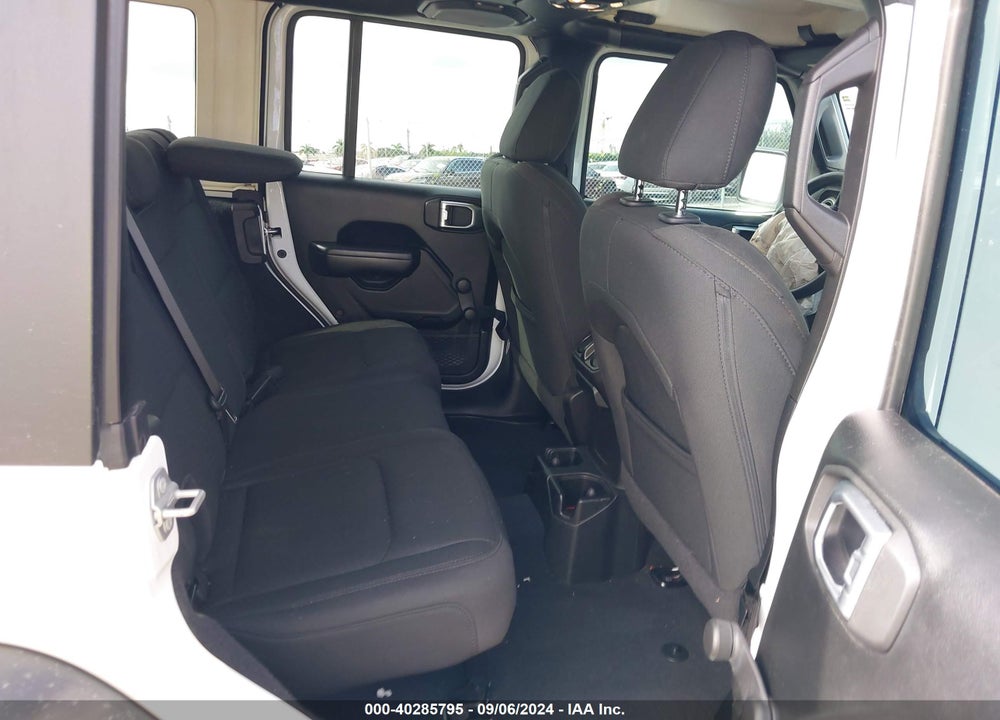 2019 JEEP WRANGLER UNLIMITED SPORT 4X4 VIN: 1C4HJXDGXKW583015