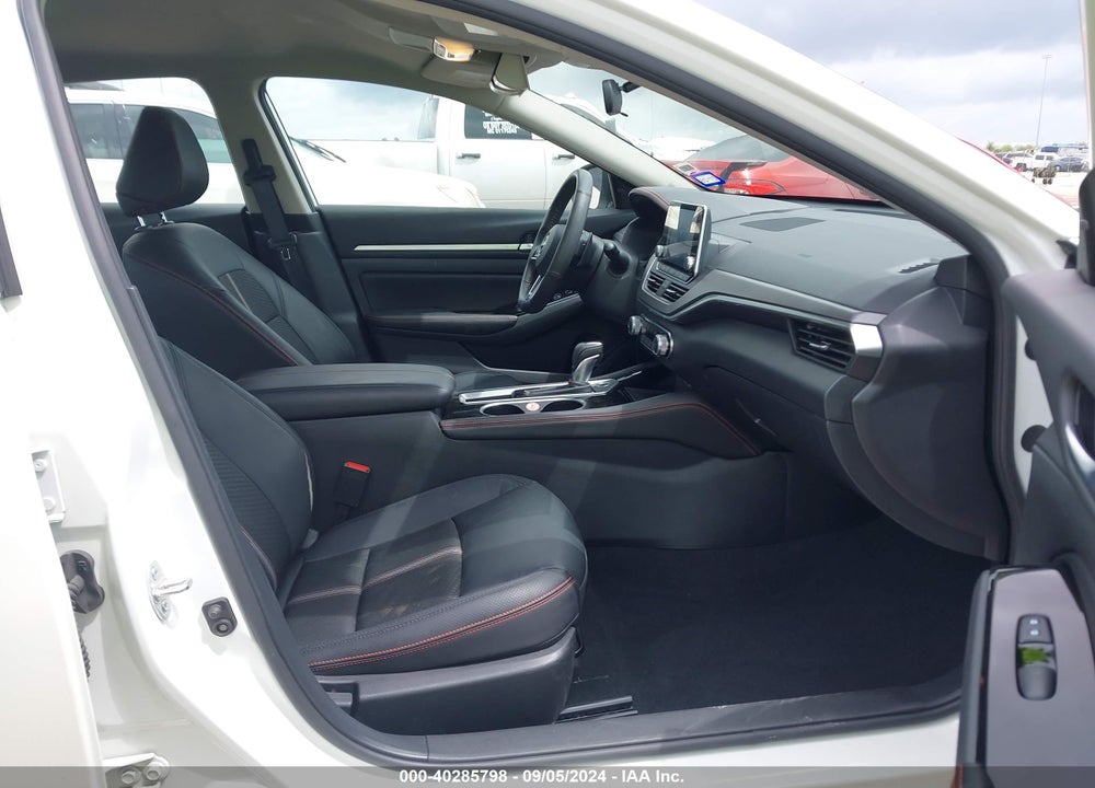 2024 NISSAN ALTIMA VIN: 1N4BL4CV5RN380022