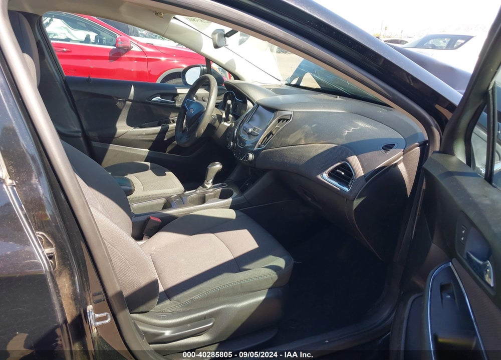 2017 CHEVROLET CRUZE LT AUTO VIN: 1G1BE5SM4H7171580