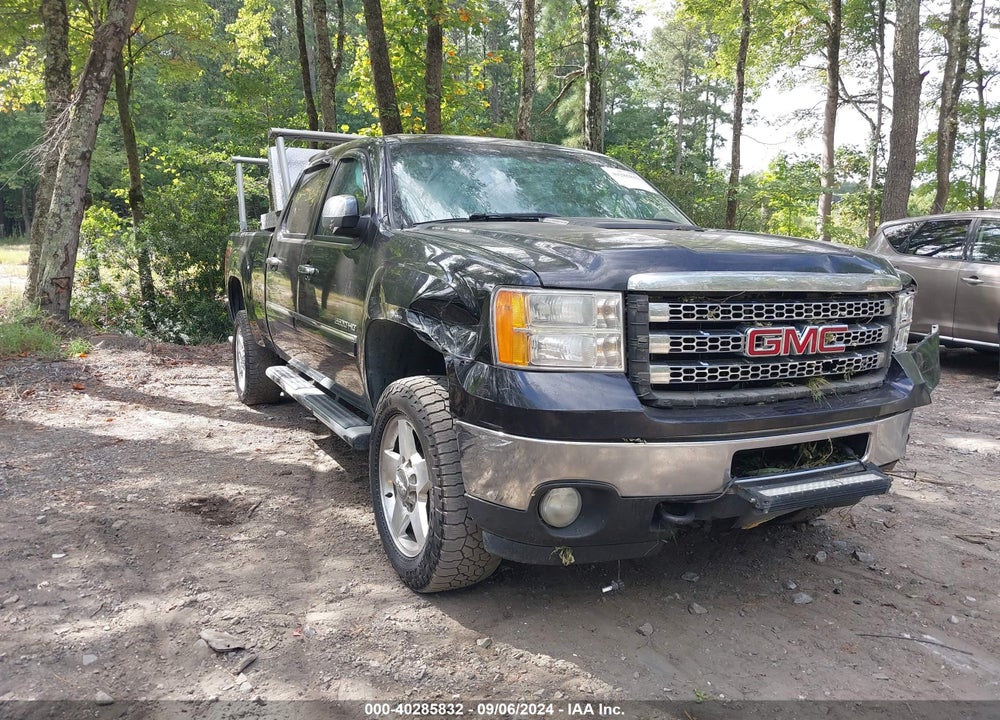 2013 GMC SIERRA 2500HD SLT VIN: 1GT121E8XDF163468