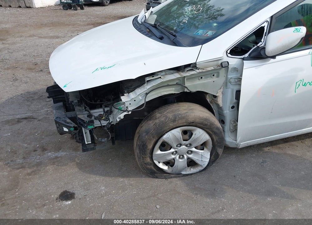 2018 KIA FORTE LX VIN: 3KPFL4A7XJE183257