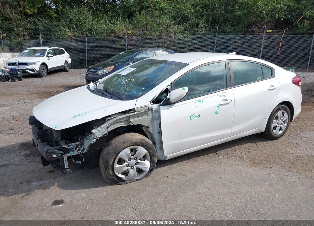 2018 KIA FORTE LX VIN: 3KPFL4A7XJE183257