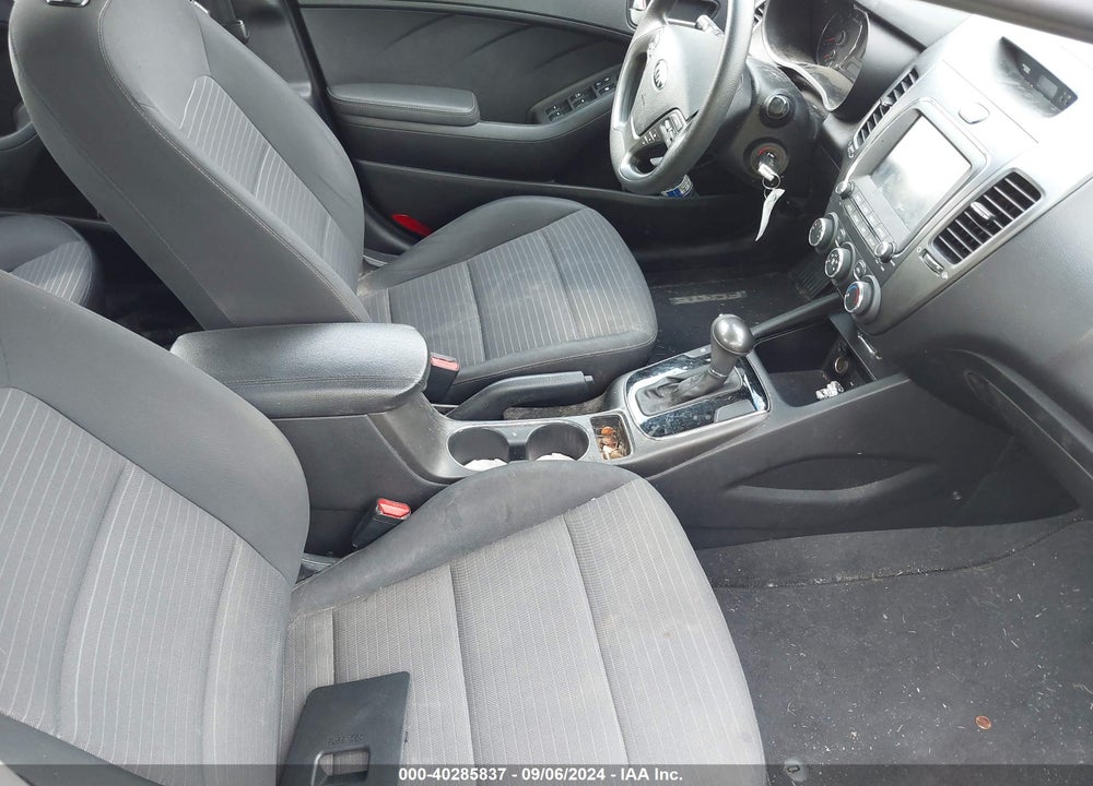 2018 KIA FORTE LX VIN: 3KPFL4A7XJE183257