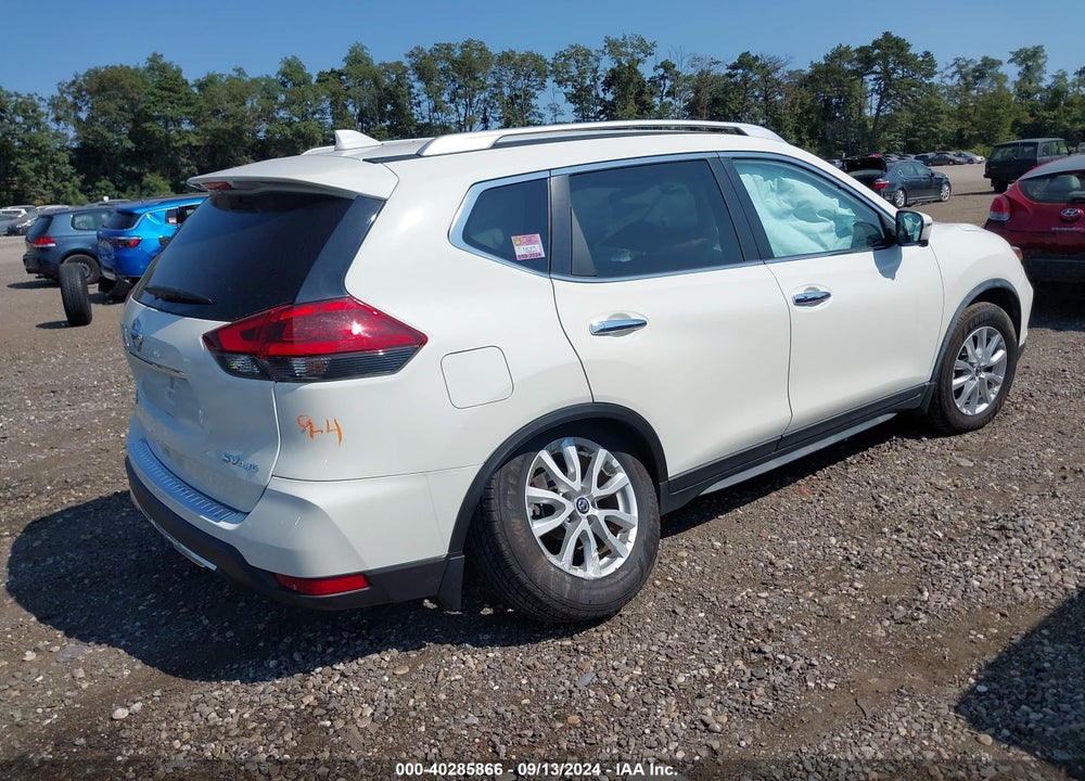 2018 NISSAN ROGUE SV VIN: JN8AT2MV3JW346706