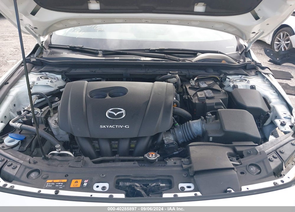 2021 MAZDA 3 PREFERRED VIN: JM1BPACL2M1317553