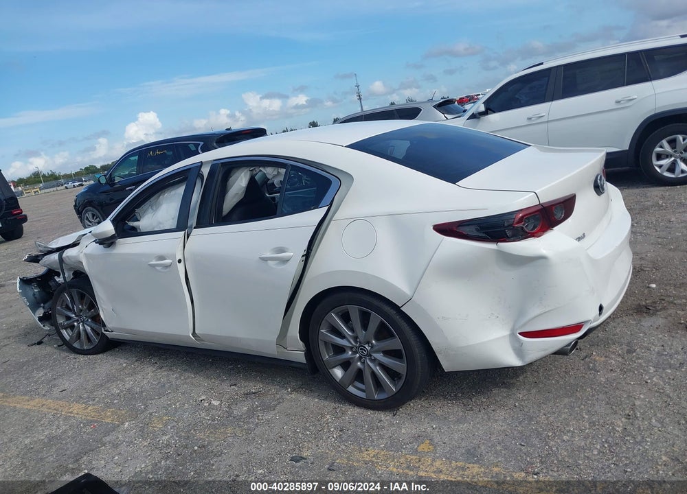 2021 MAZDA 3 PREFERRED VIN: JM1BPACL2M1317553