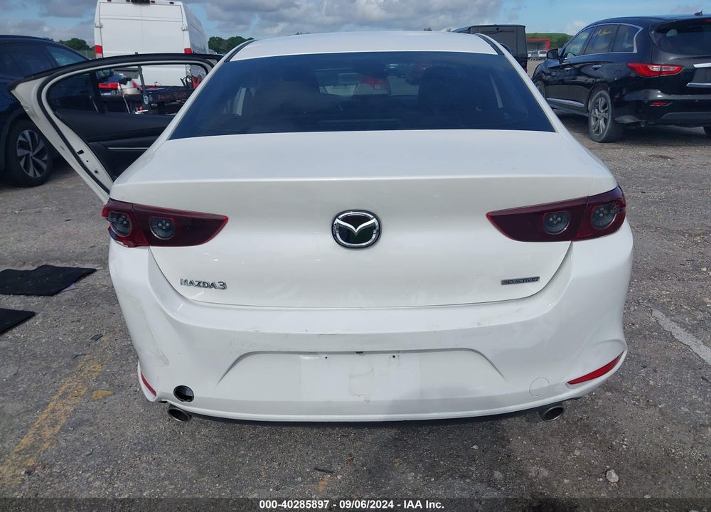 2021 MAZDA 3 PREFERRED VIN: JM1BPACL2M1317553