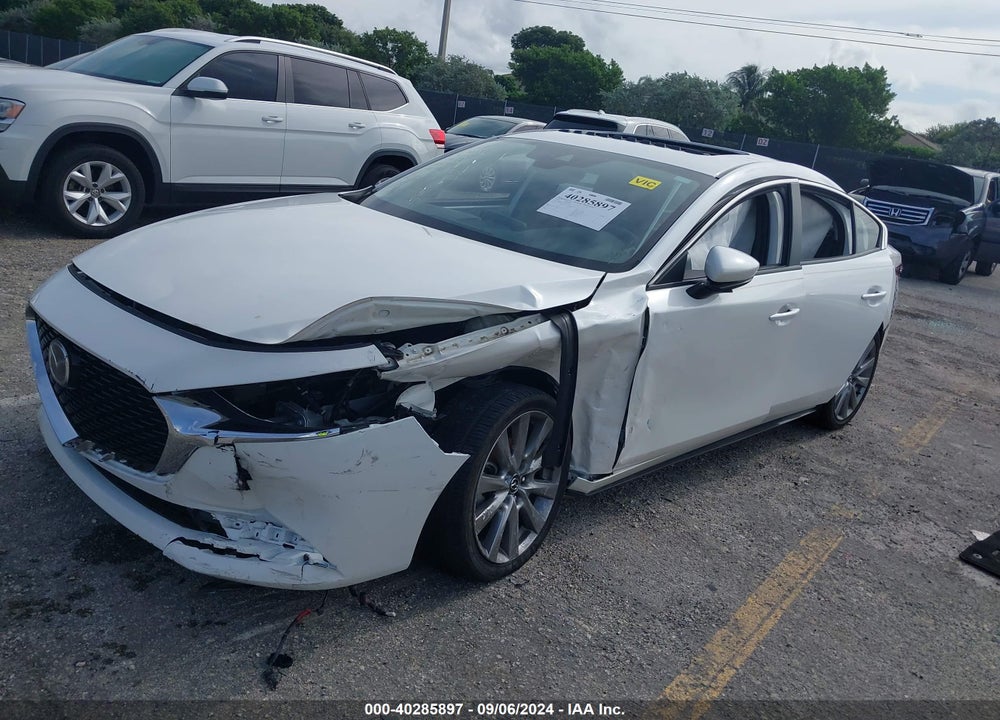 2021 MAZDA 3 PREFERRED VIN: JM1BPACL2M1317553