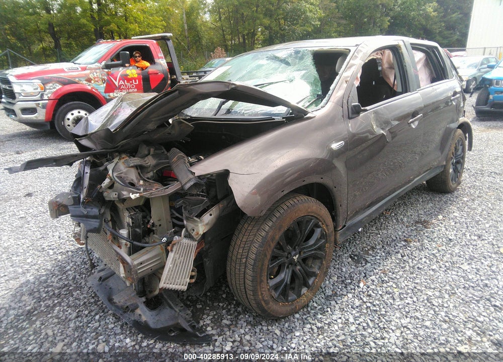 2018 MITSUBISHI OUTLANDER SPORT 2.0 LE VIN: JA4AR3AU6JZ028888