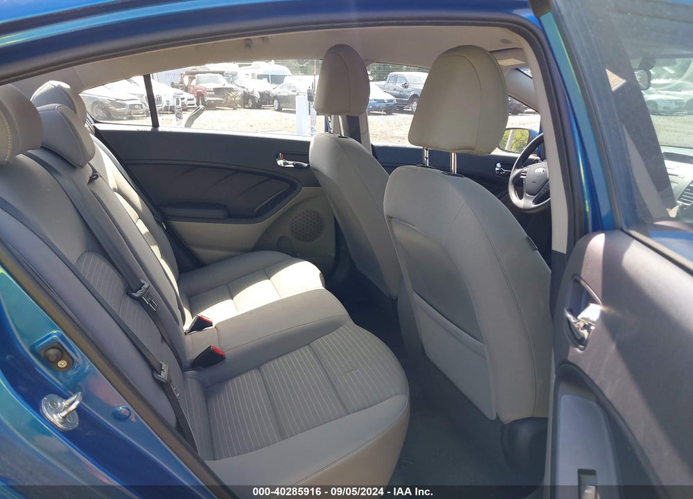 2015 KIA FORTE LX VIN: KNAFX4A6XF5338885