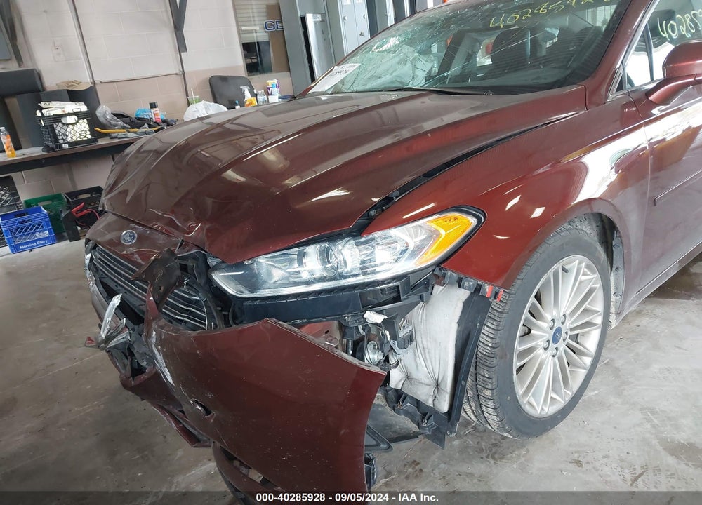 2015 FORD FUSION SE VIN: 3FA6P0H97FR150095
