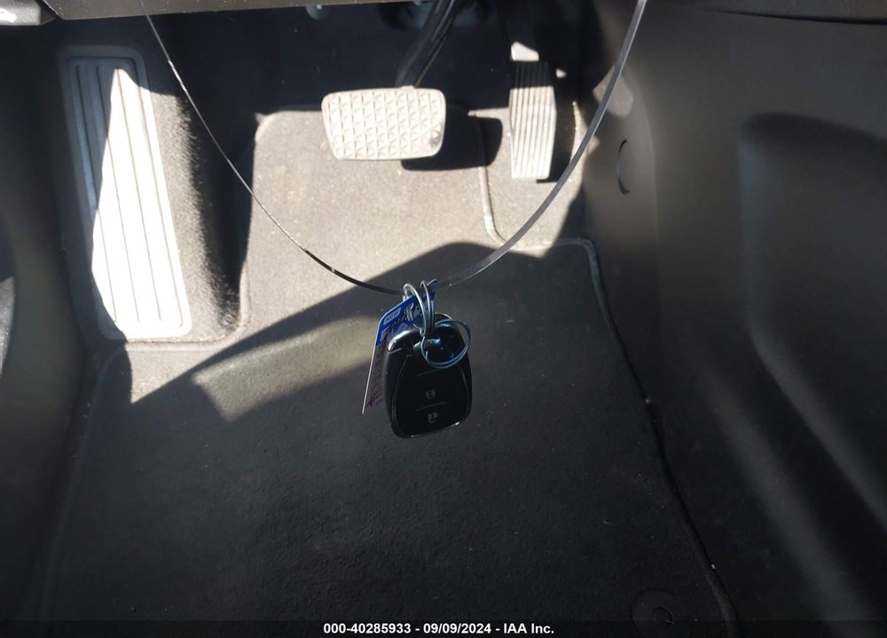 2019 CHEVROLET EQUINOX LT VIN: 2GNAXKEV1K6129706