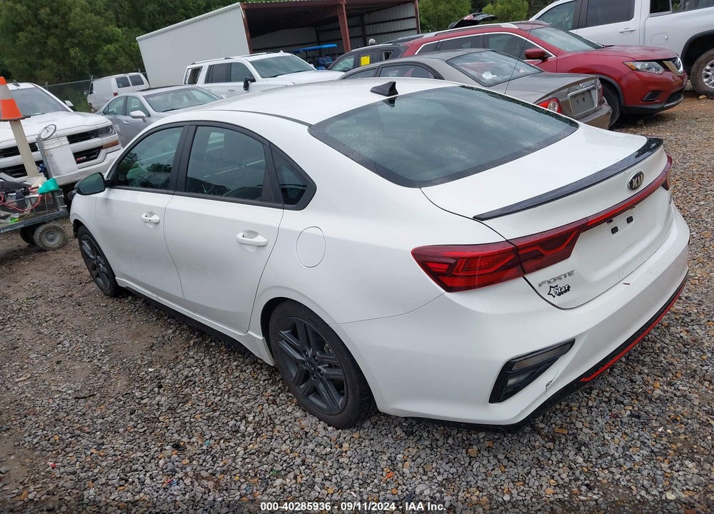 2021 KIA FORTE GT LINE VIN: 3KPF34ADXME305299