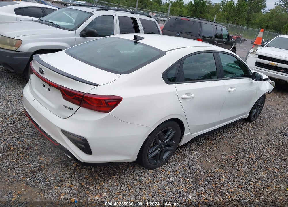 2021 KIA FORTE GT LINE VIN: 3KPF34ADXME305299