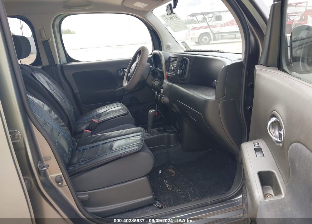 2010 NISSAN CUBE 1.8S VIN: JN8AZ2KR5AT171185