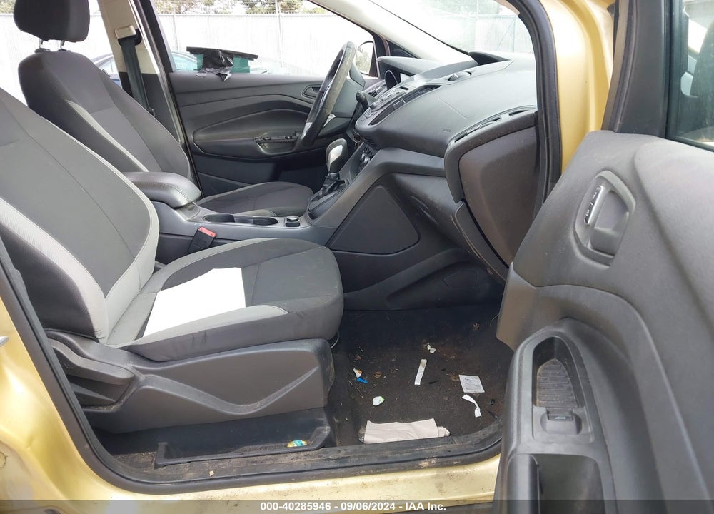 2014 FORD ESCAPE S VIN: 1FMCU0F7XEUC11191