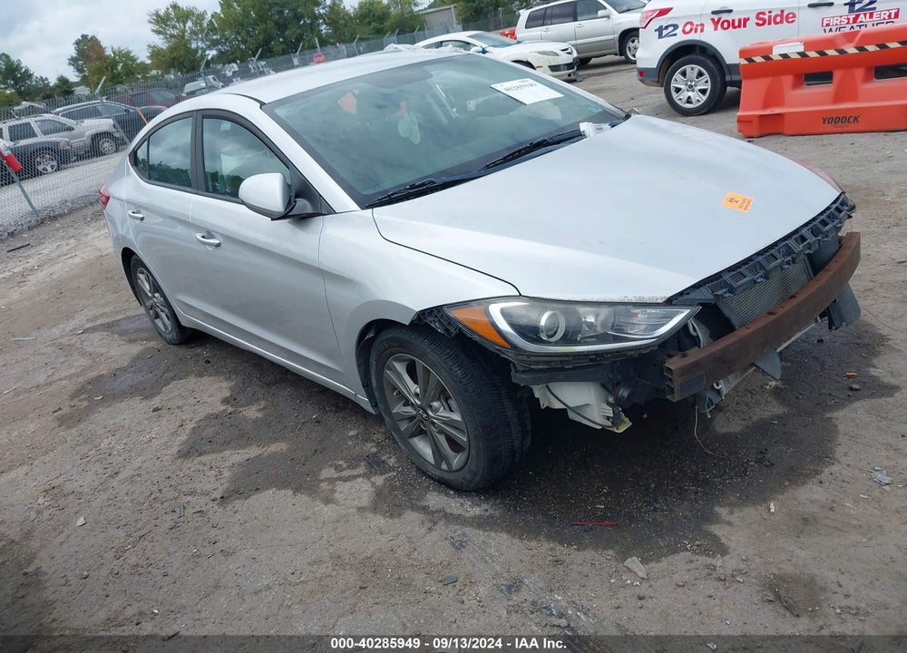 2018 HYUNDAI ELANTRA SEL VIN: 5NPD84LF7JH290064