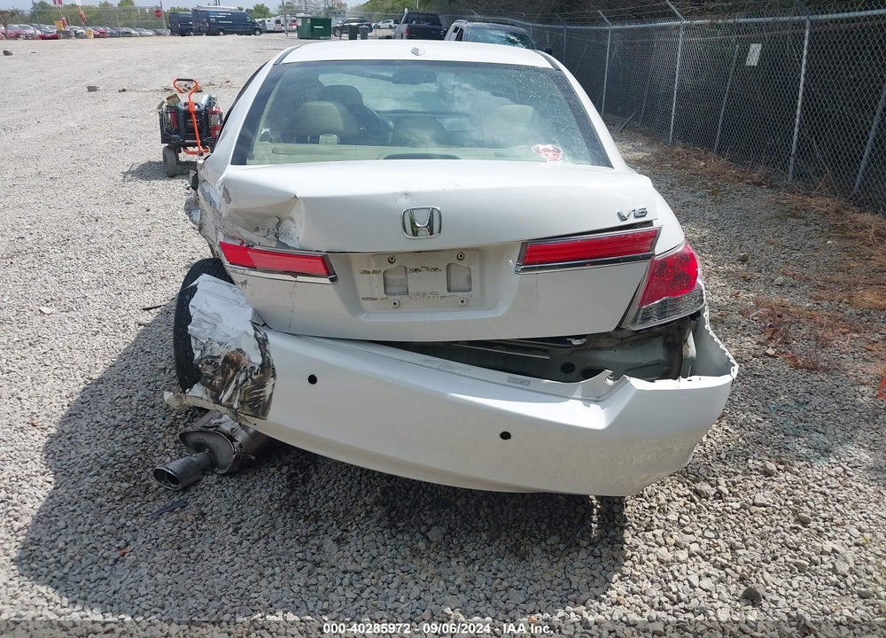 2011 HONDA ACCORD 3.5 EX-L VIN: 1HGCP3F81BA005973