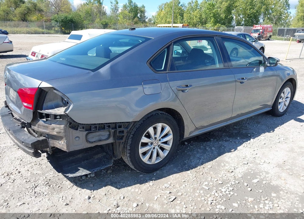 2013 VOLKSWAGEN PASSAT 2.5L S VIN: 1VWAH7A38DC072449