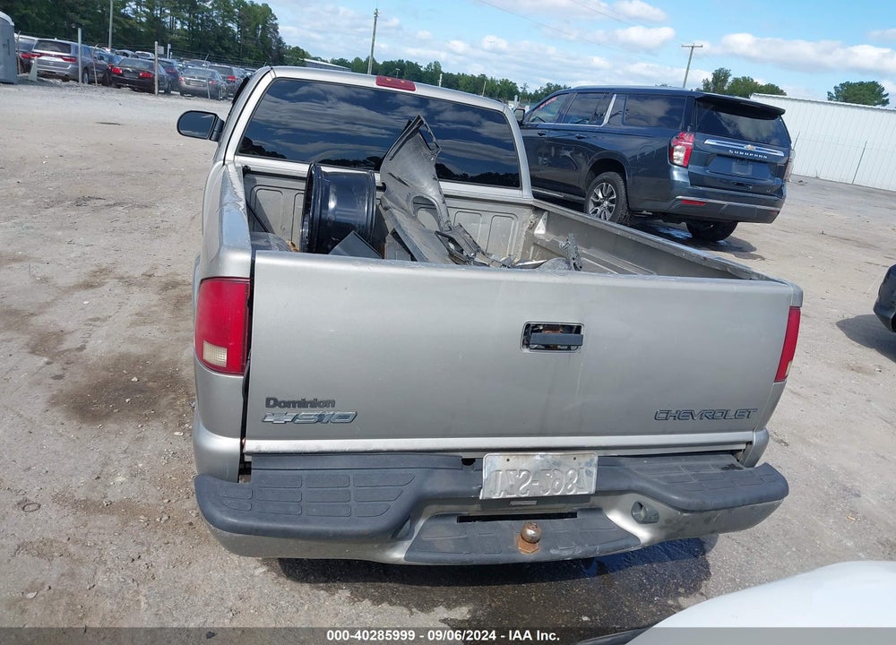 2002 CHEVROLET S-10 LS VIN: 1GCCS195428189400