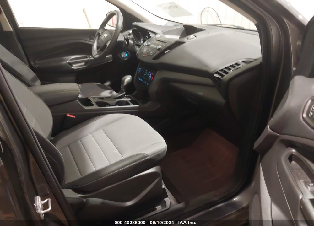 2017 FORD ESCAPE S VIN: 1FMCU0F78HUE48038