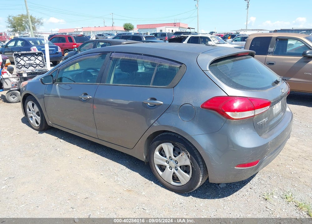2016 KIA FORTE VIN: KNAFK5A87G5606203