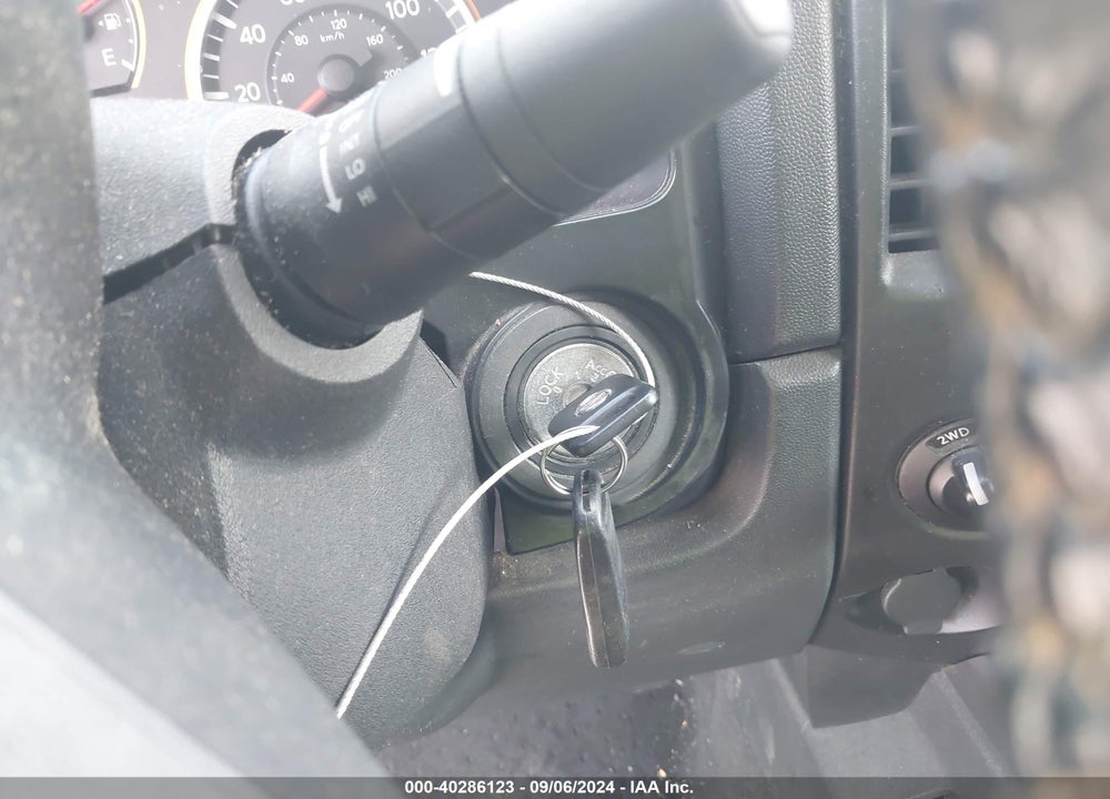 2011 NISSAN TITAN SV VIN: 1N6AA0EC0BN323472