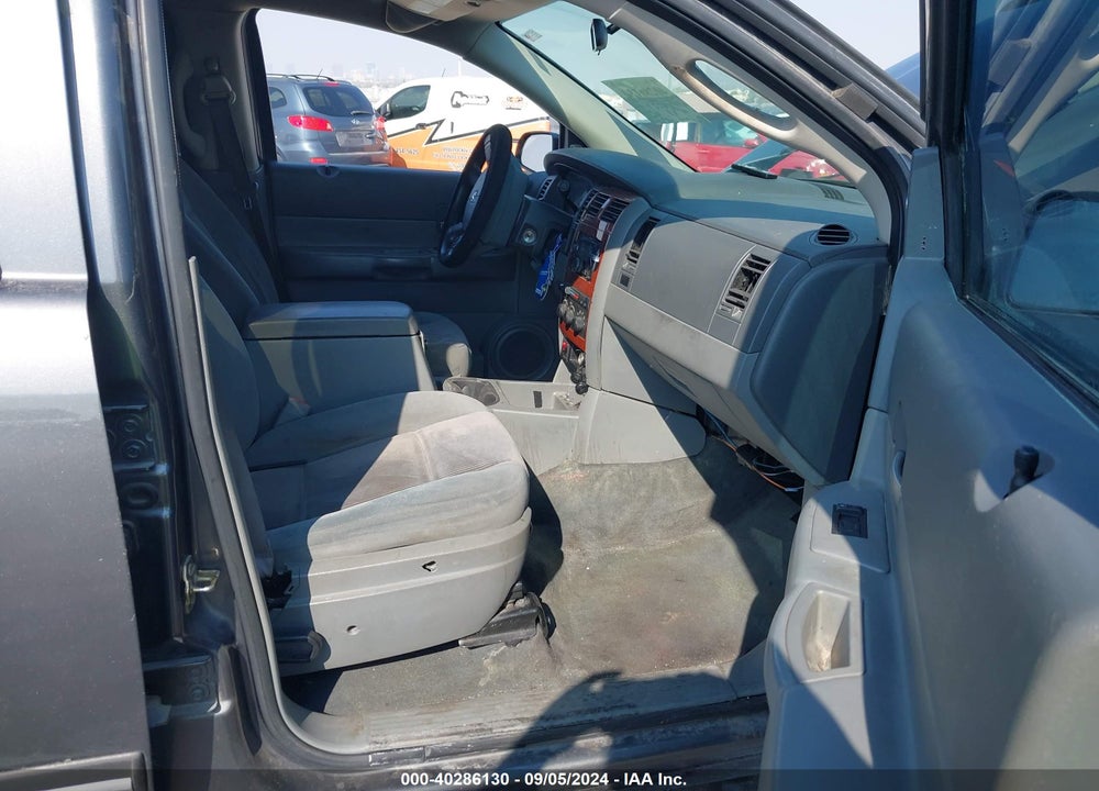2004 DODGE DURANGO SLT VIN: 1D4HD48N54F110420