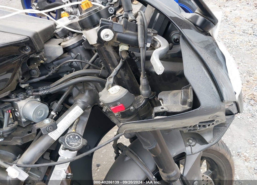 2024 YAMAHA YZFR7 VIN: JYARM38Y6RA003060
