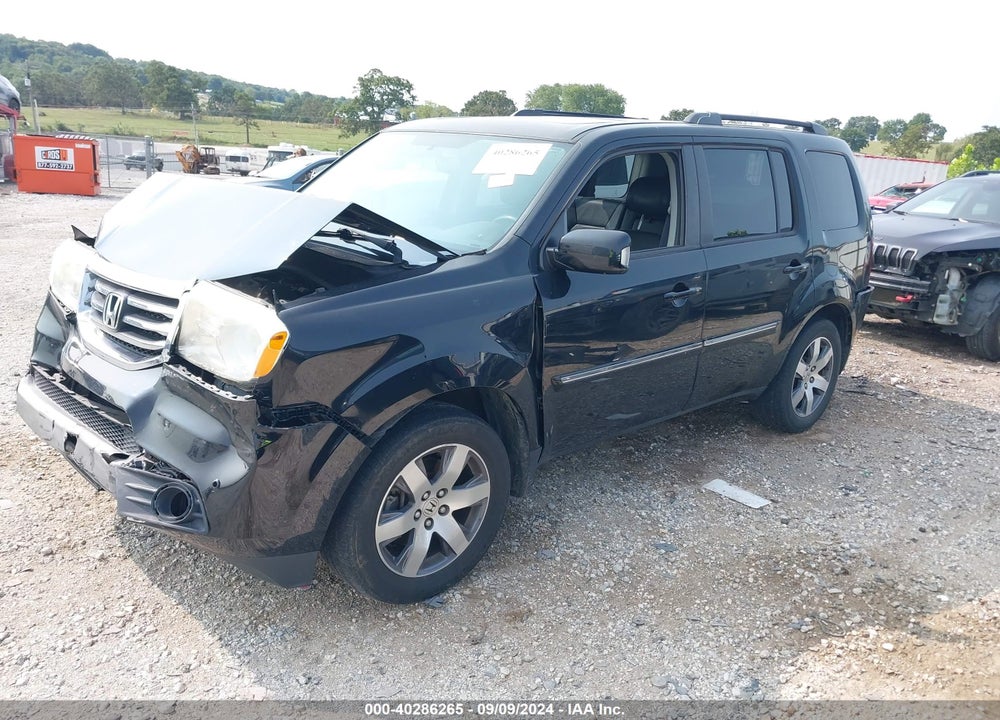 2013 HONDA PILOT TOURING VIN: 5FNYF3H95DB021679
