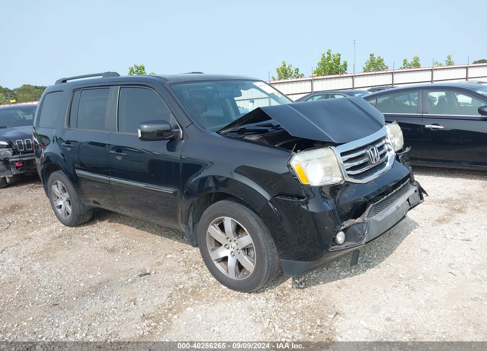 2013 HONDA PILOT TOURING VIN: 5FNYF3H95DB021679